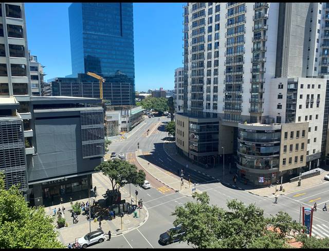 72M² OFFICE TO LET IN CAPE TOWN CITY CENTRE